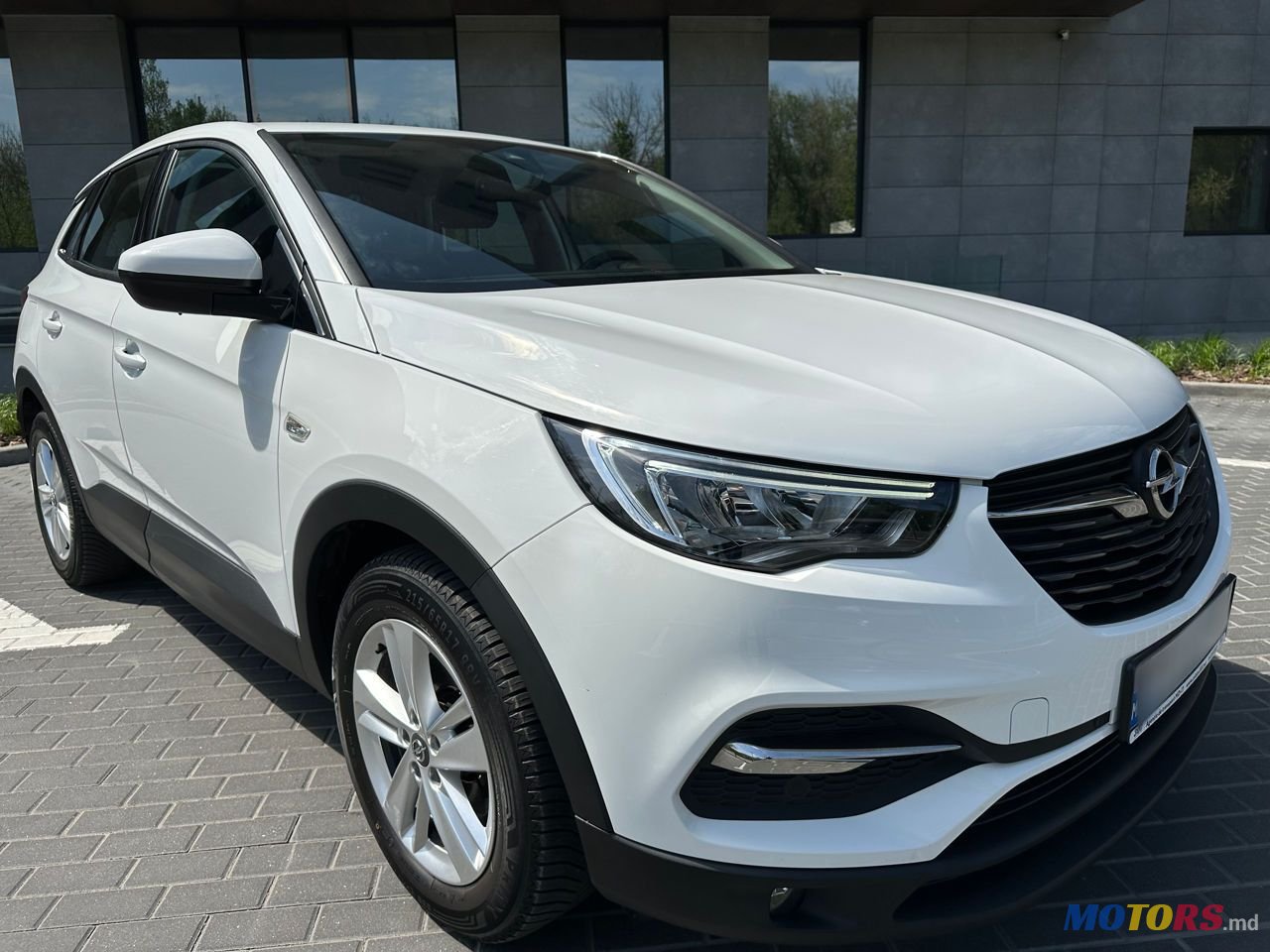 2020' Opel Grandland X photo #1