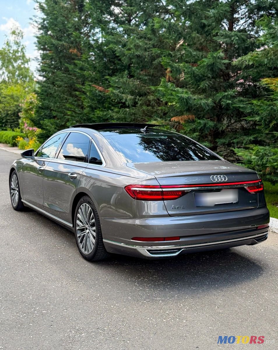 2019' Audi A8 photo #6