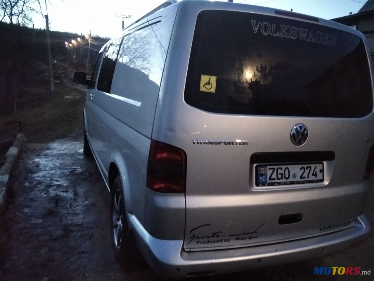 2006' Volkswagen Transporter photo #2