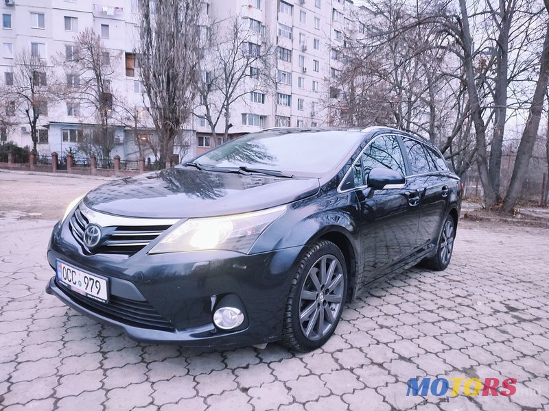 2014' Toyota Avensis photo #1