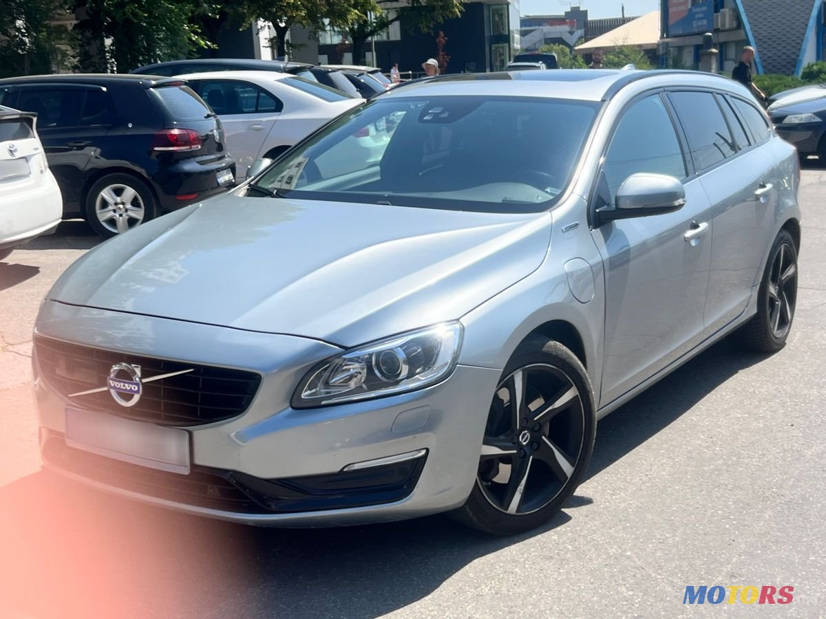 2015' Volvo V60 photo #1