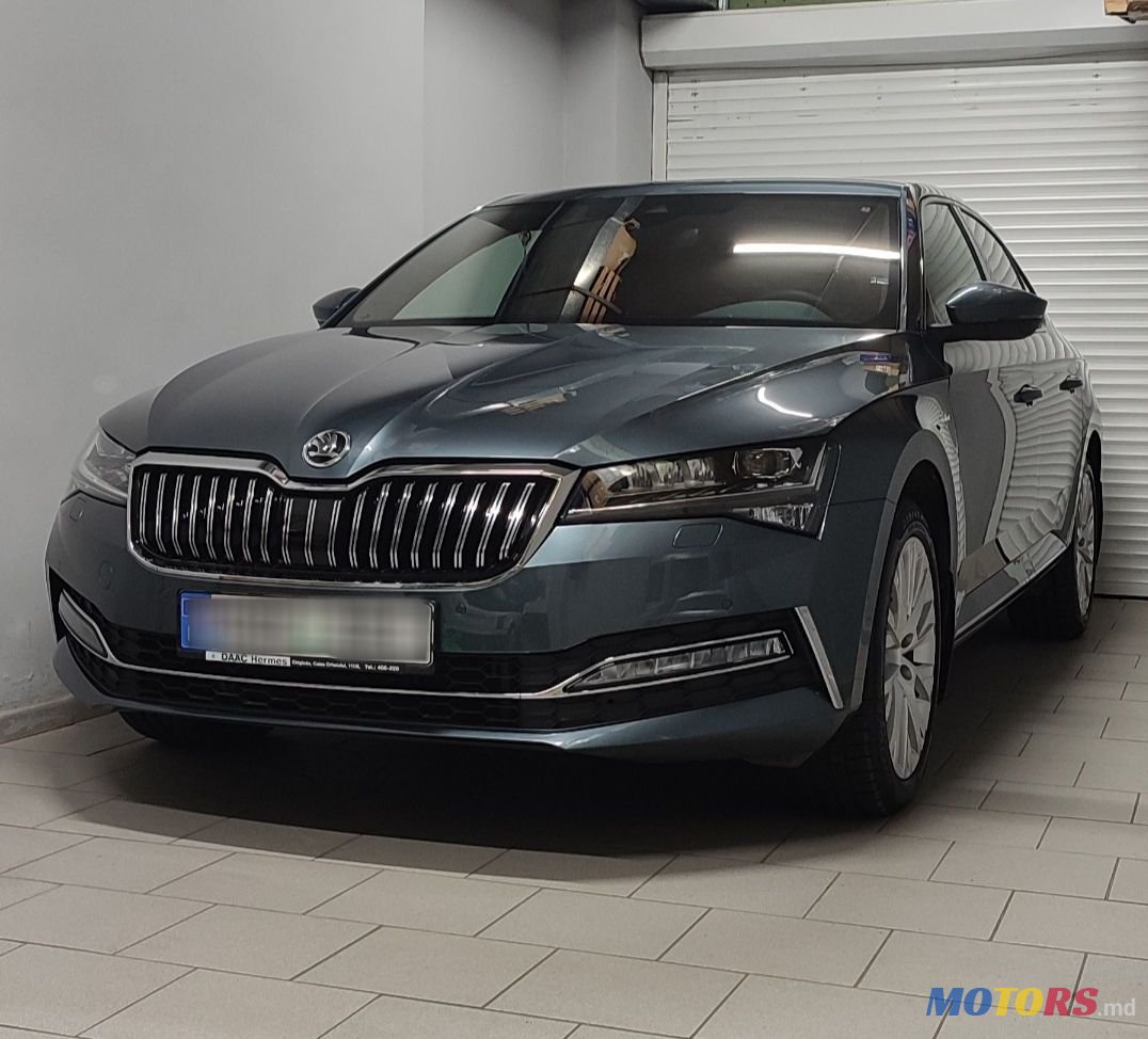 2021' Skoda Superb photo #2