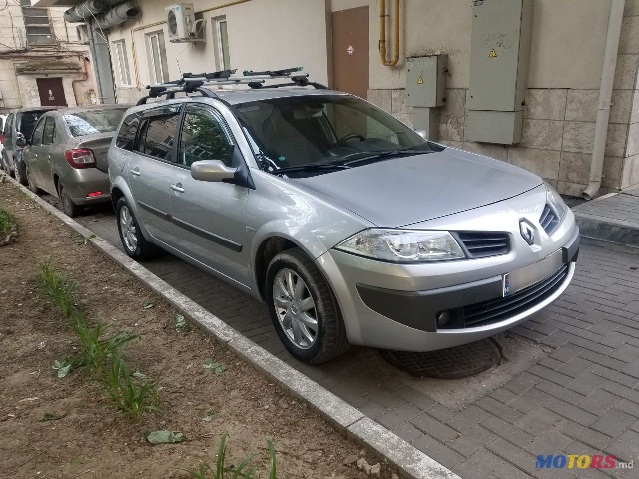 2007' Renault Megane photo #2