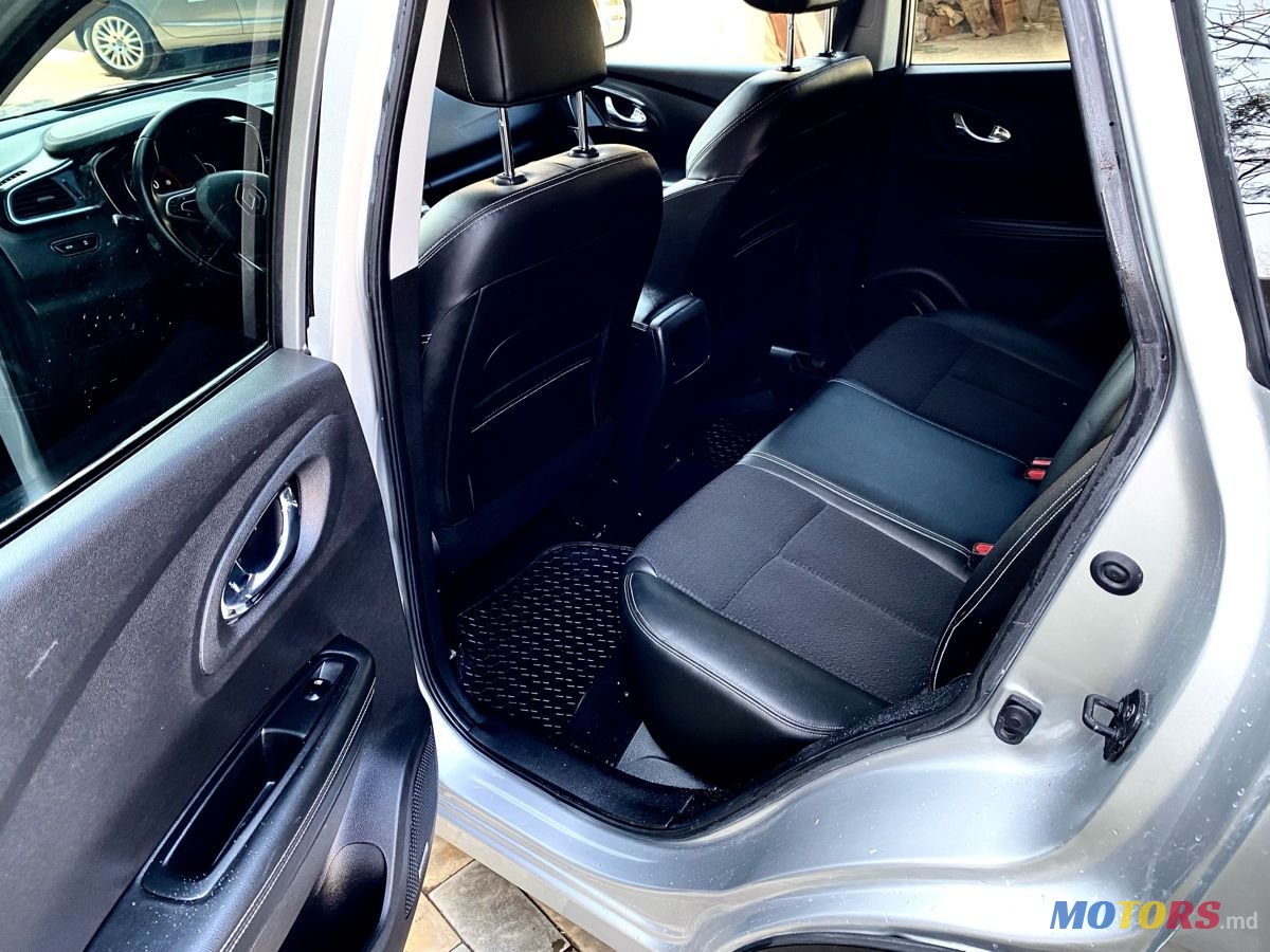 2015' Renault Kadjar photo #5