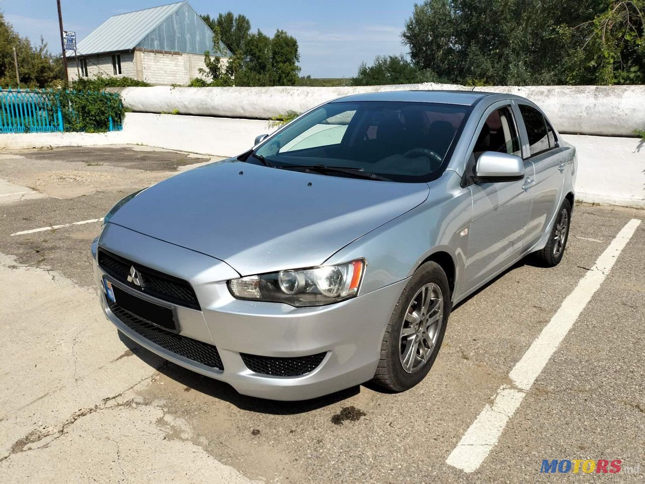 2010' Mitsubishi Lancer photo #2