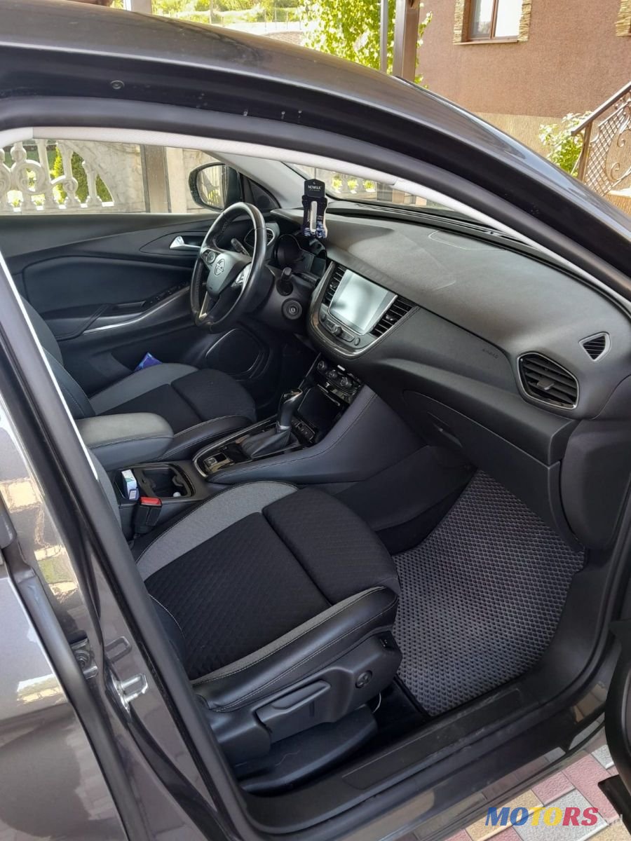 2019' Opel Grandland X photo #3