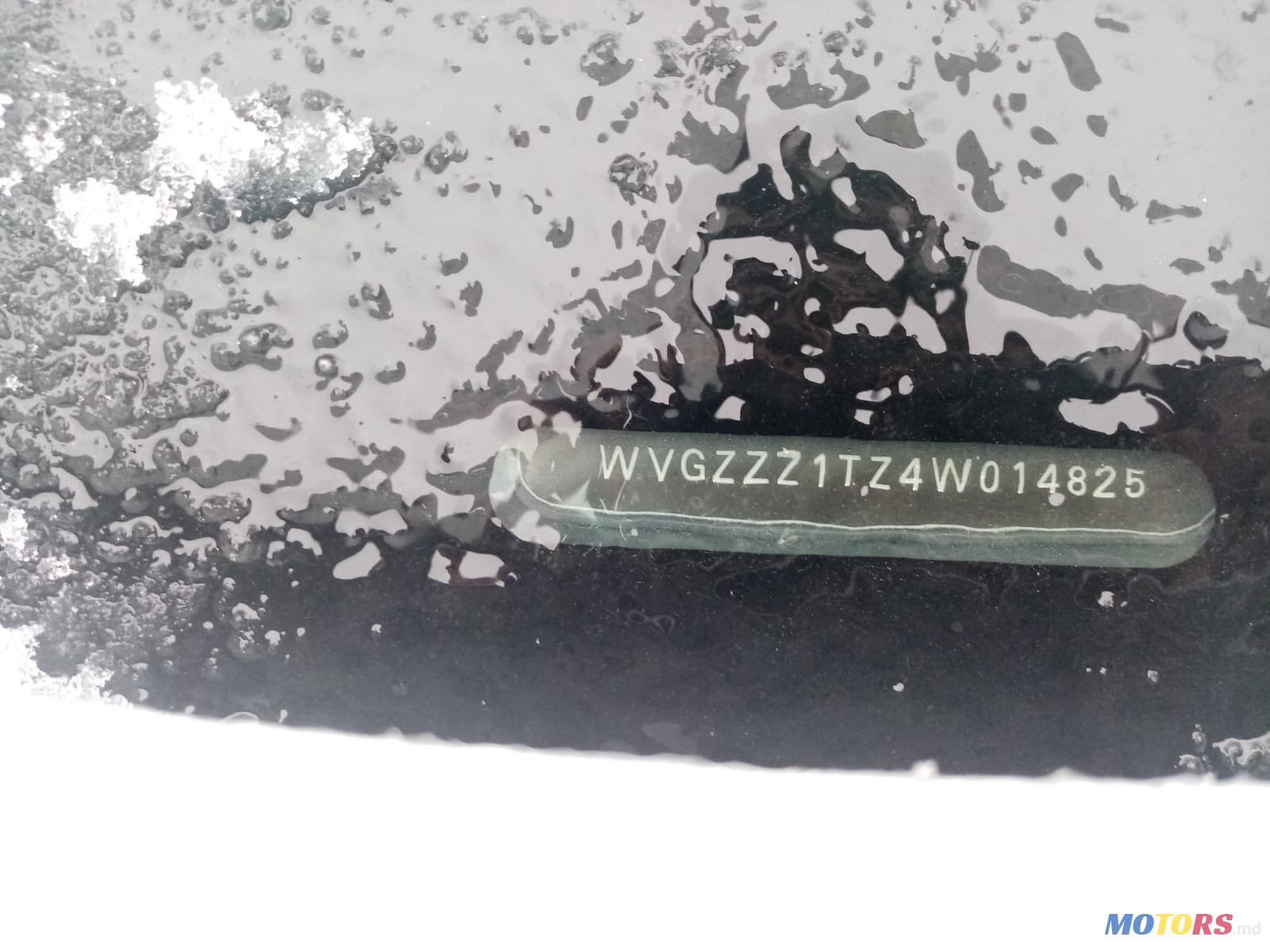 2004' Volkswagen Touran photo #7