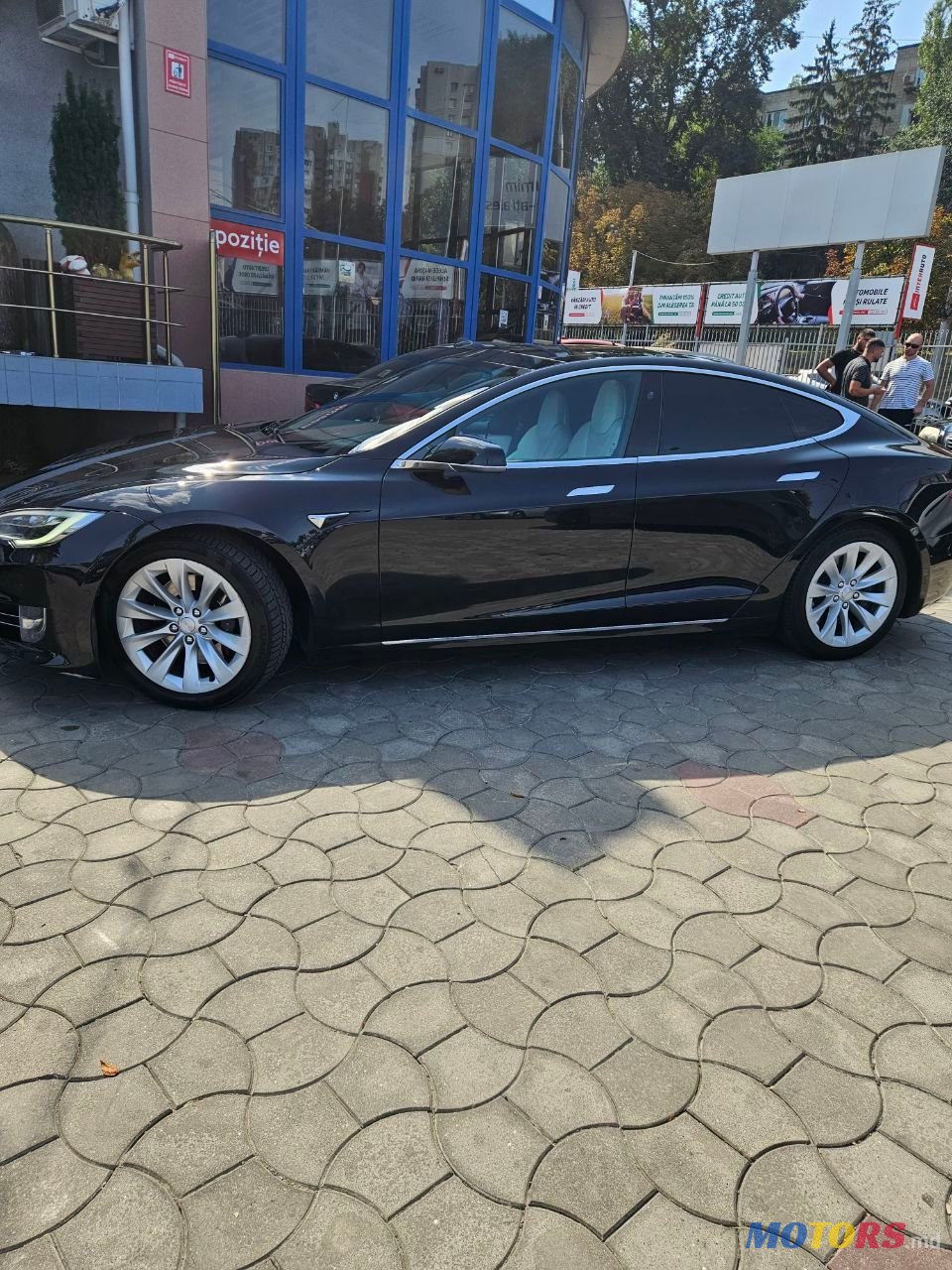 2017' Tesla Model S photo #2
