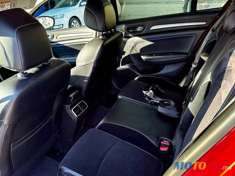 2018' Renault Megane photo #6