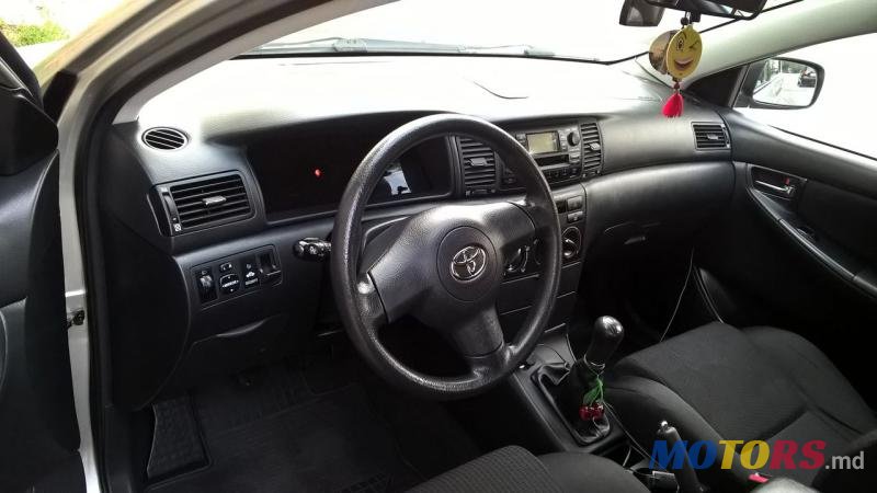 2005' Toyota Corolla photo #7