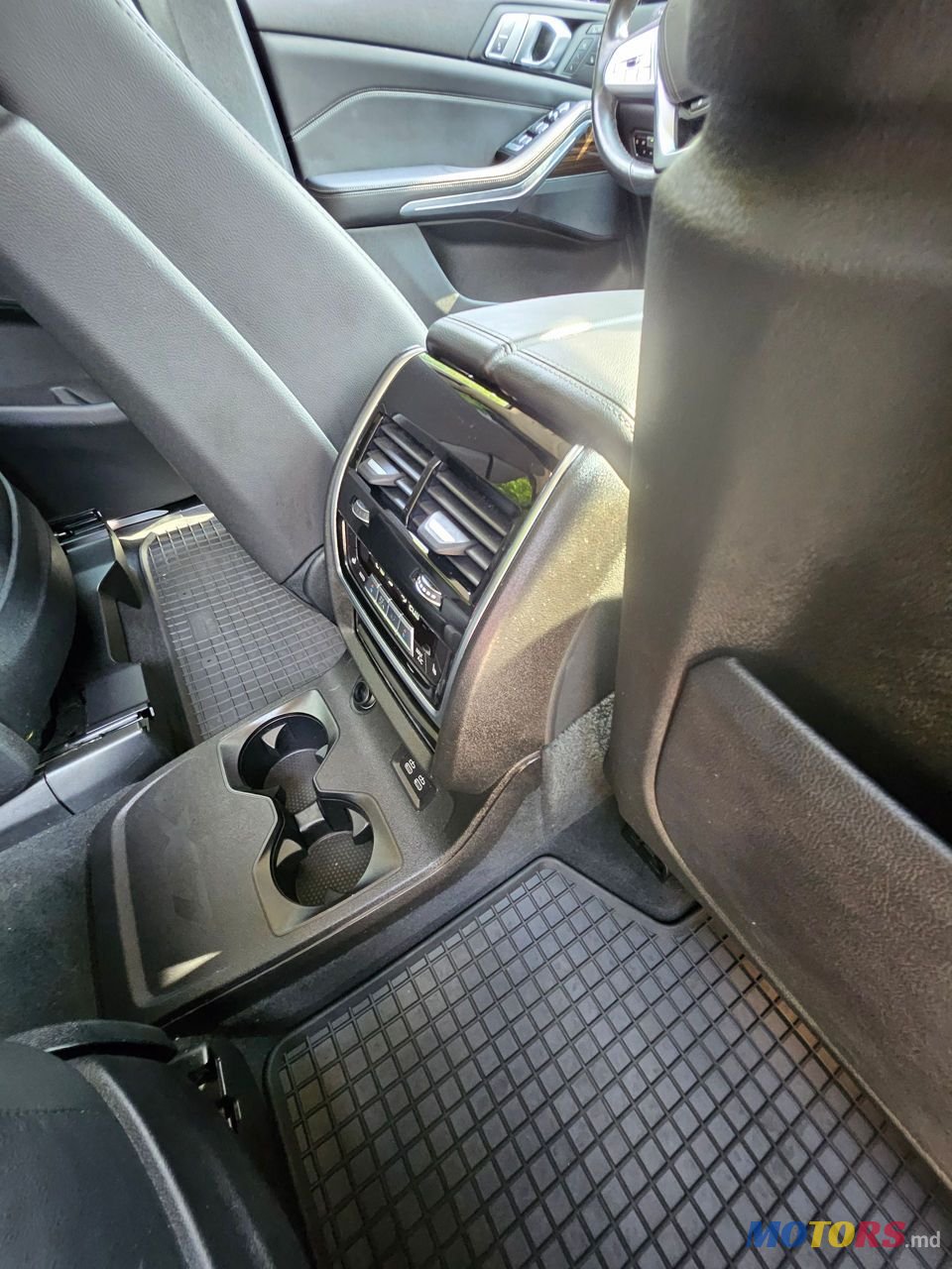2020' BMW X7 photo #5
