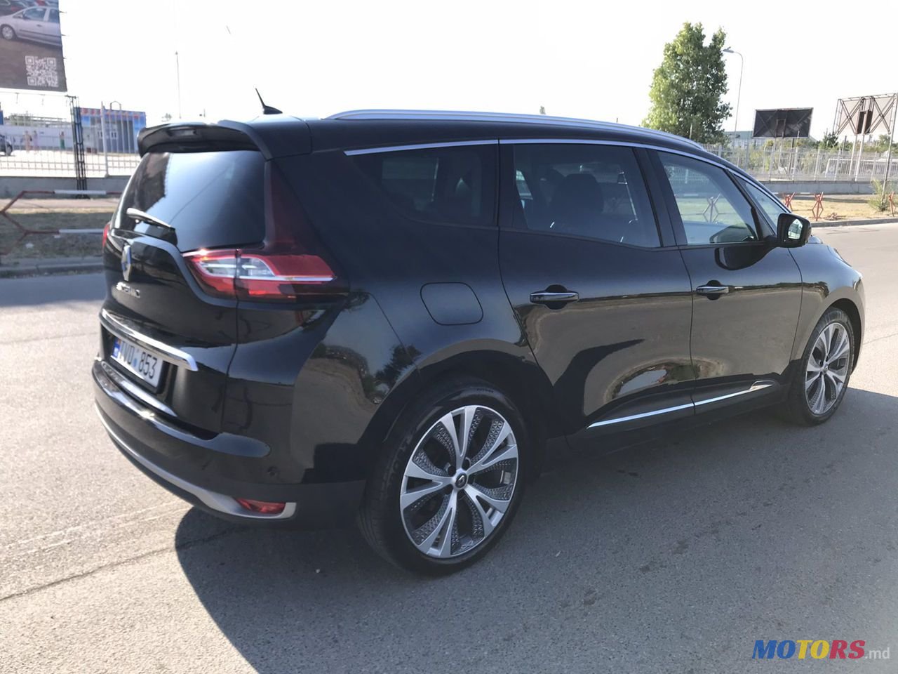 2018' Renault Grand Scenic photo #3