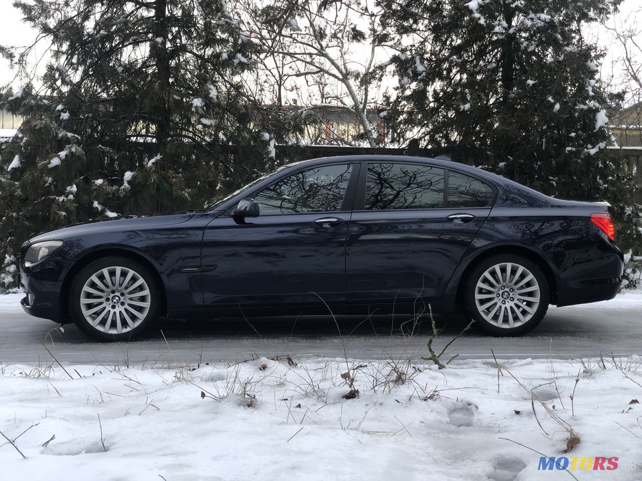 2010' BMW 7 Series photo #3