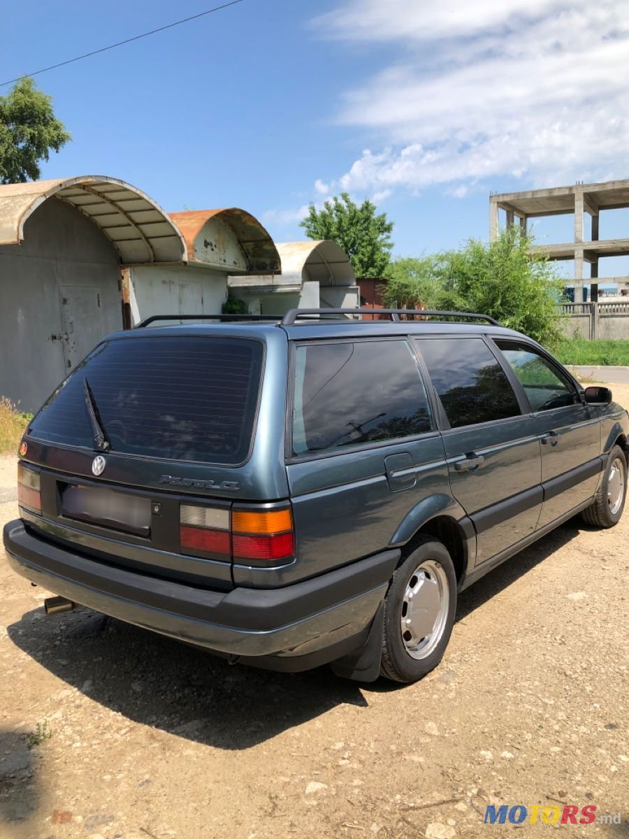 1989' Volkswagen Passat photo #4