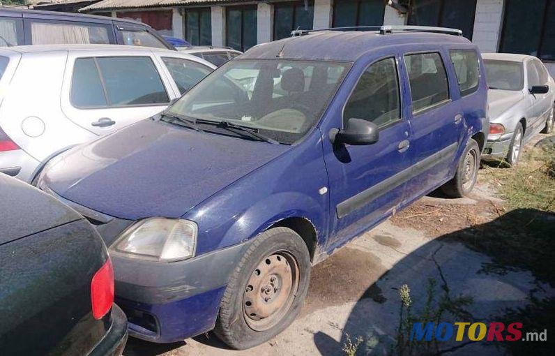 2007' Dacia Logan Mcv photo #1
