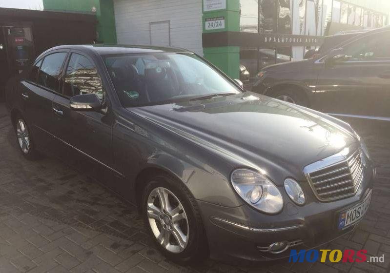 2008' Mercedes-Benz E photo #1