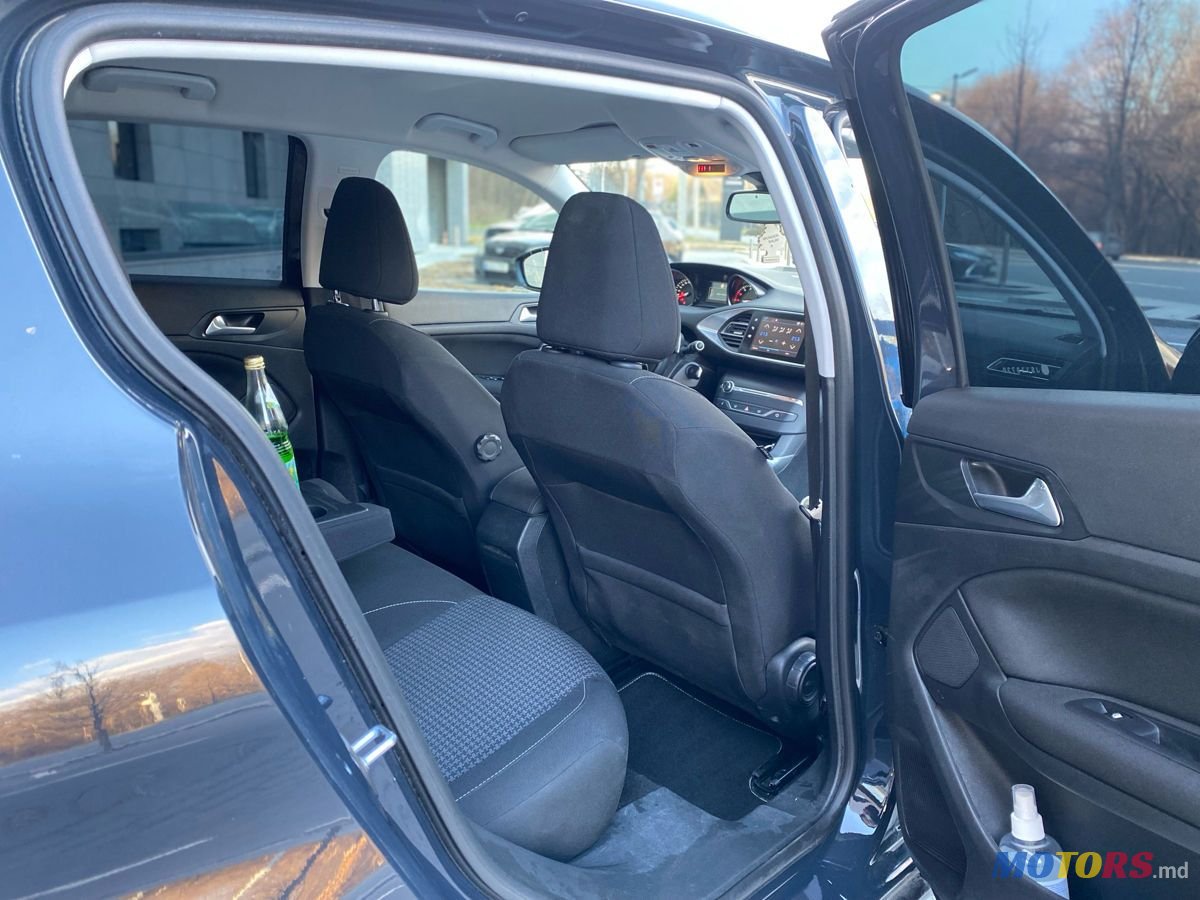 2018' Peugeot 308 photo #3