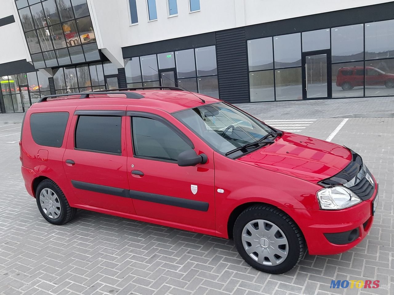 2010' Dacia Logan photo #2