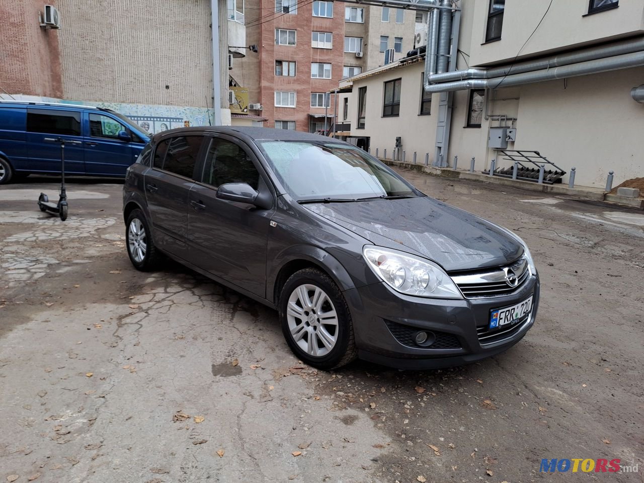 2010' Opel Astra photo #4