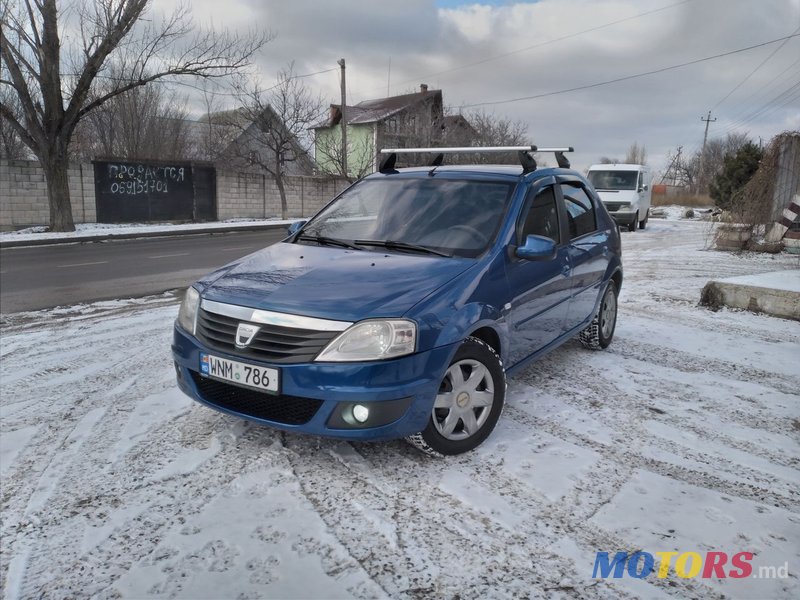 2009' Dacia Logan photo #2