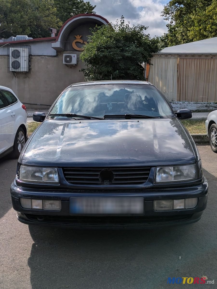 1995' Volkswagen Passat photo #2