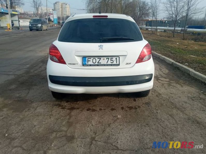 2011' Peugeot 207 photo #6
