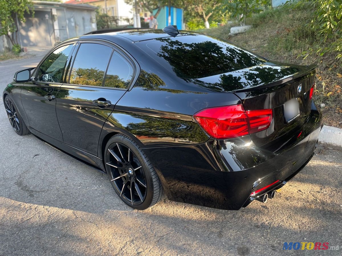 2015' BMW 3 Series photo #3