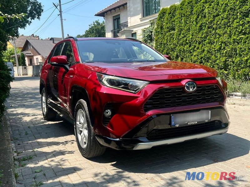 2020' Toyota RAV4 photo #1