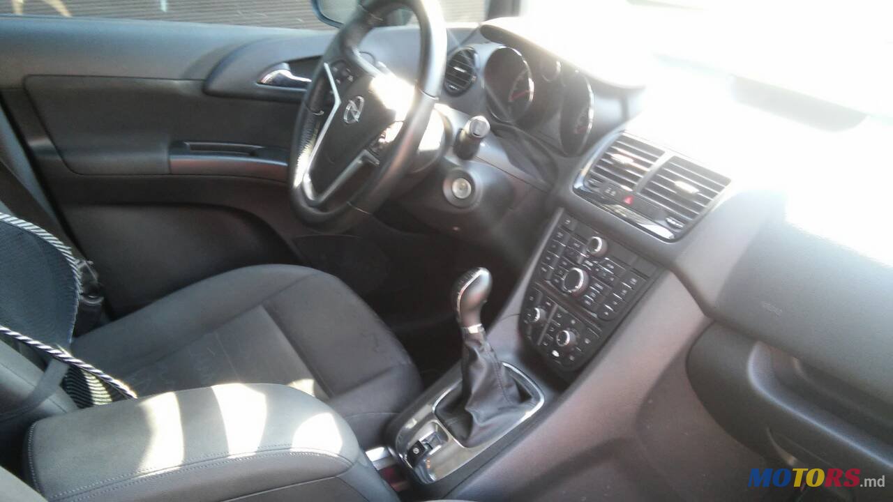 2011' Opel Meriva photo #3