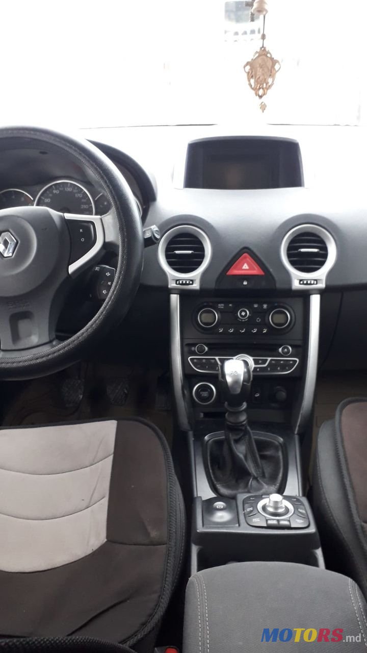 2010' Renault Koleos photo #2
