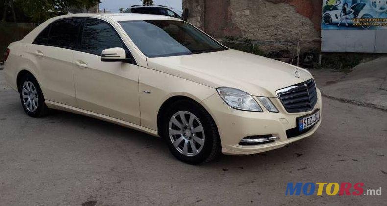 2011' Mercedes-Benz E photo #1