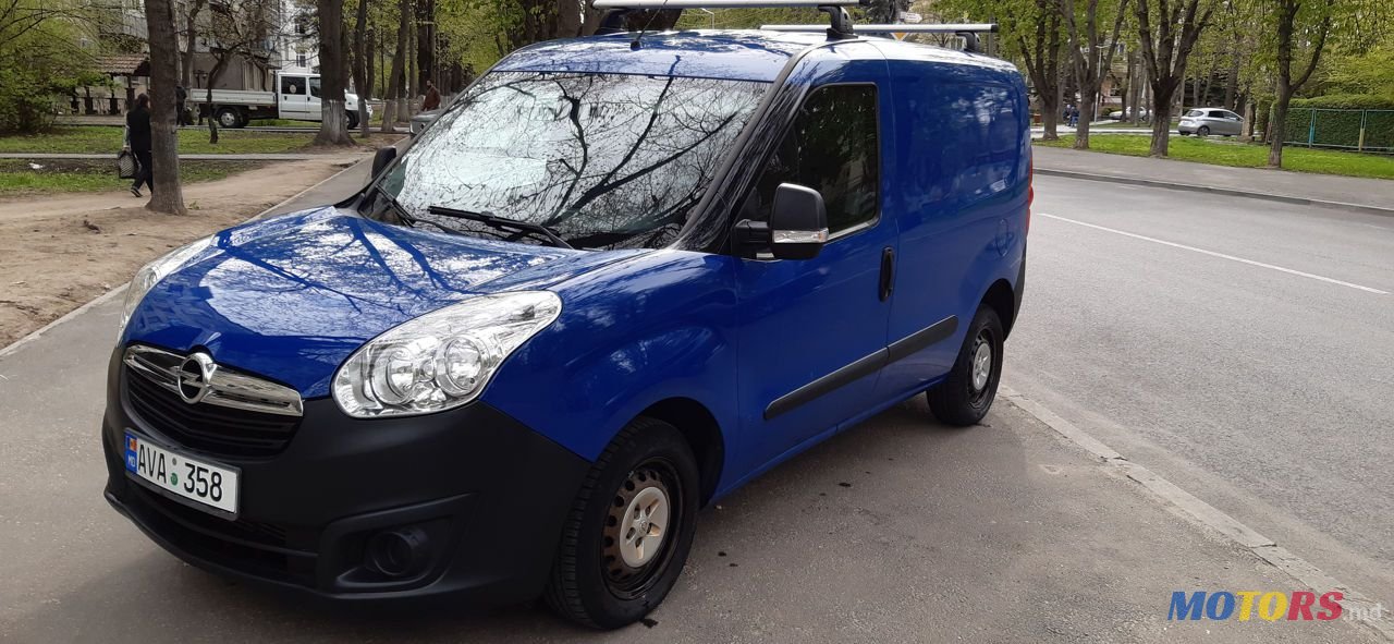 2012' Opel Combo photo #1