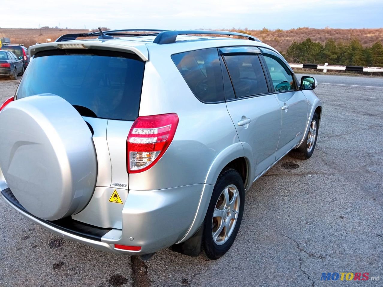 2010' Toyota RAV4 photo #6