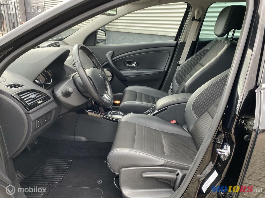 2014' Renault Megane photo #4