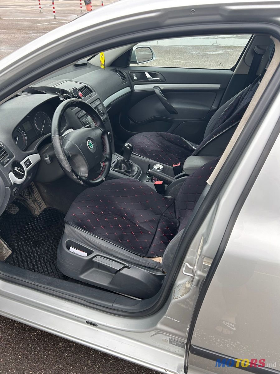 2005' Skoda Octavia photo #4