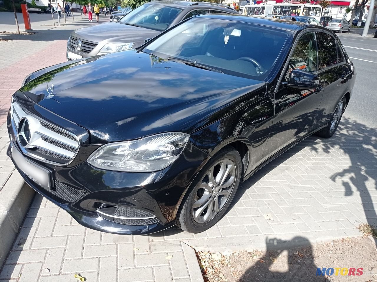 2015' Mercedes-Benz E-Class photo #4