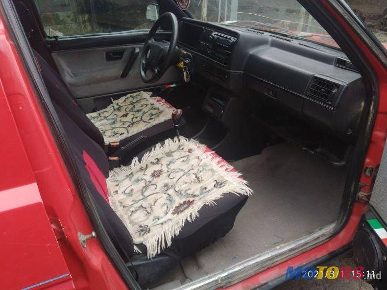 1992' Volkswagen Golf photo #2