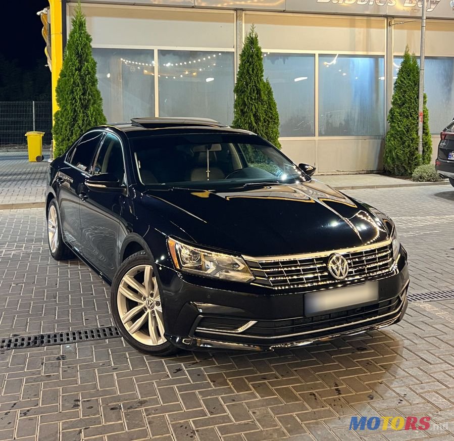 2018' Volkswagen Passat photo #1
