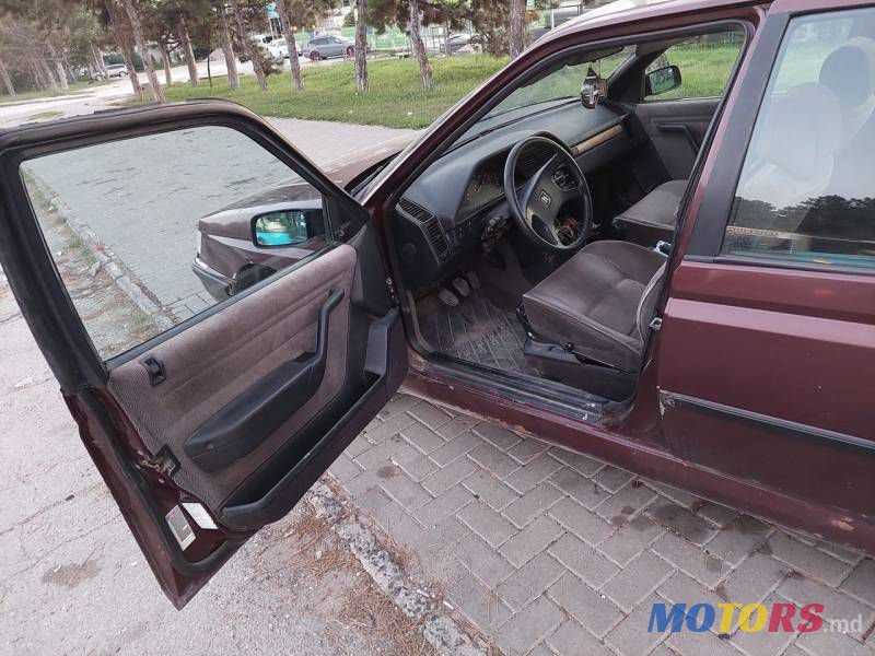 1991' Peugeot 405 photo #4