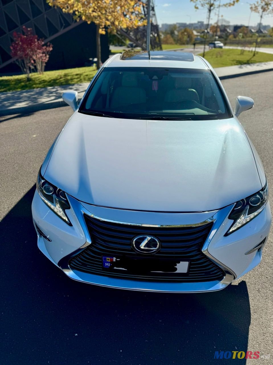 2016' Lexus Es Series photo #3