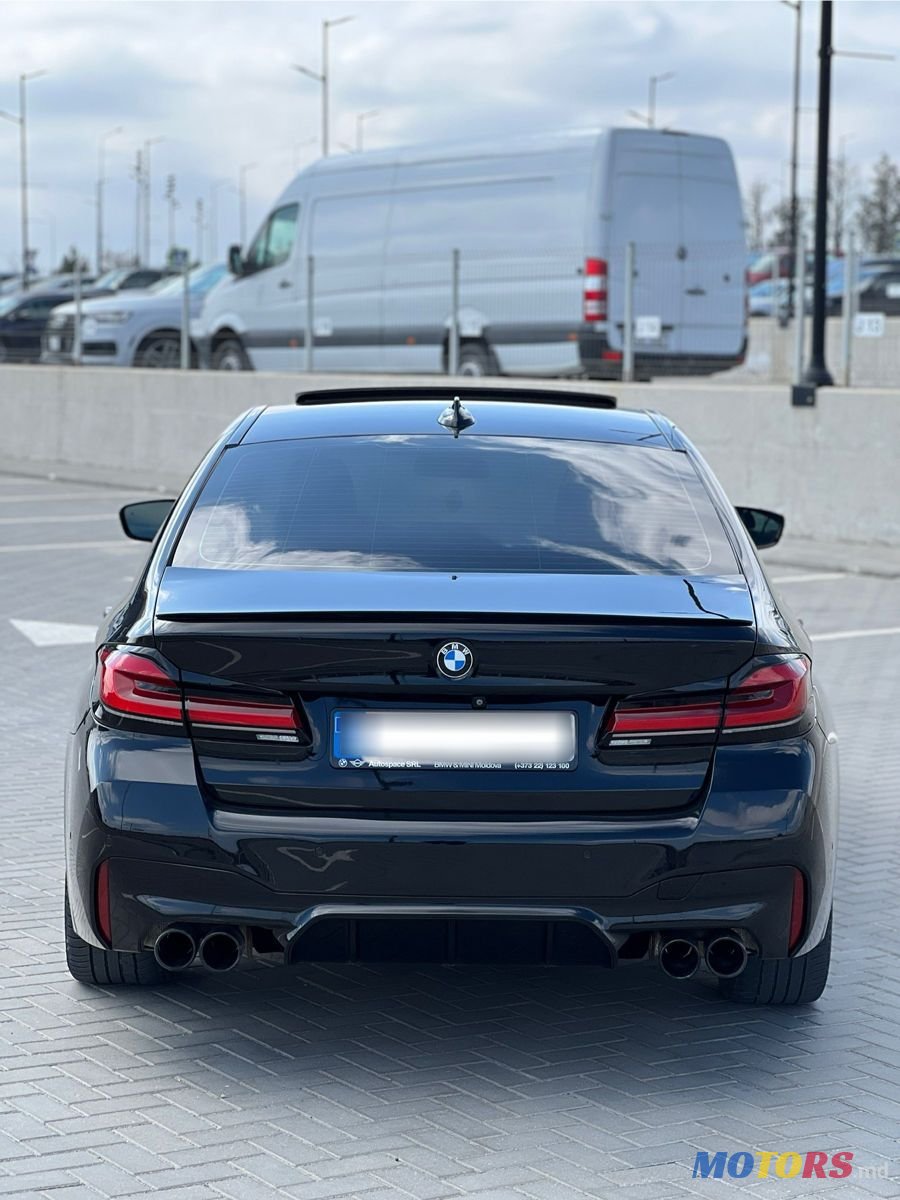 2018' BMW 5 Series photo #5