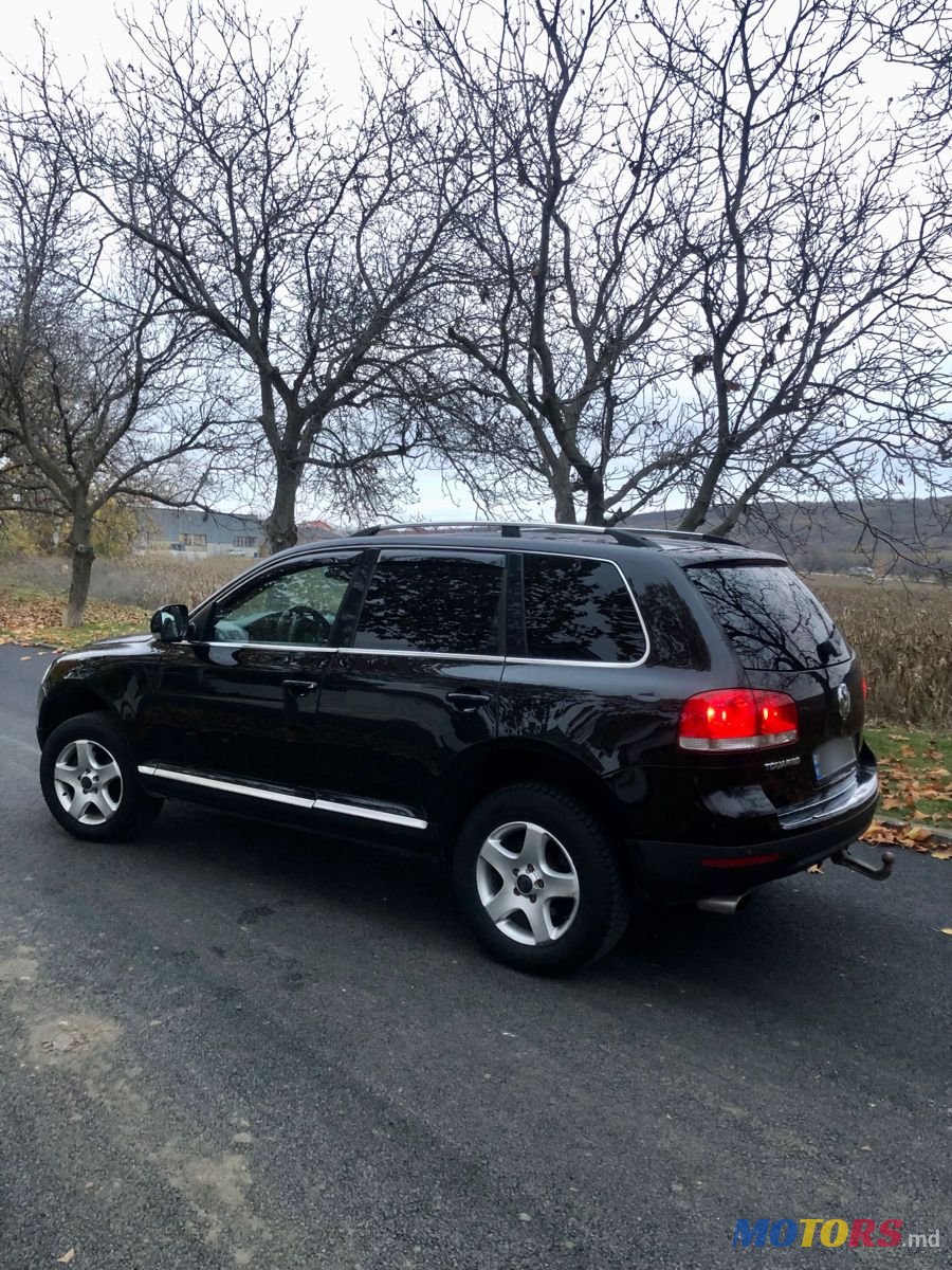 2006' Volkswagen Touareg photo #3