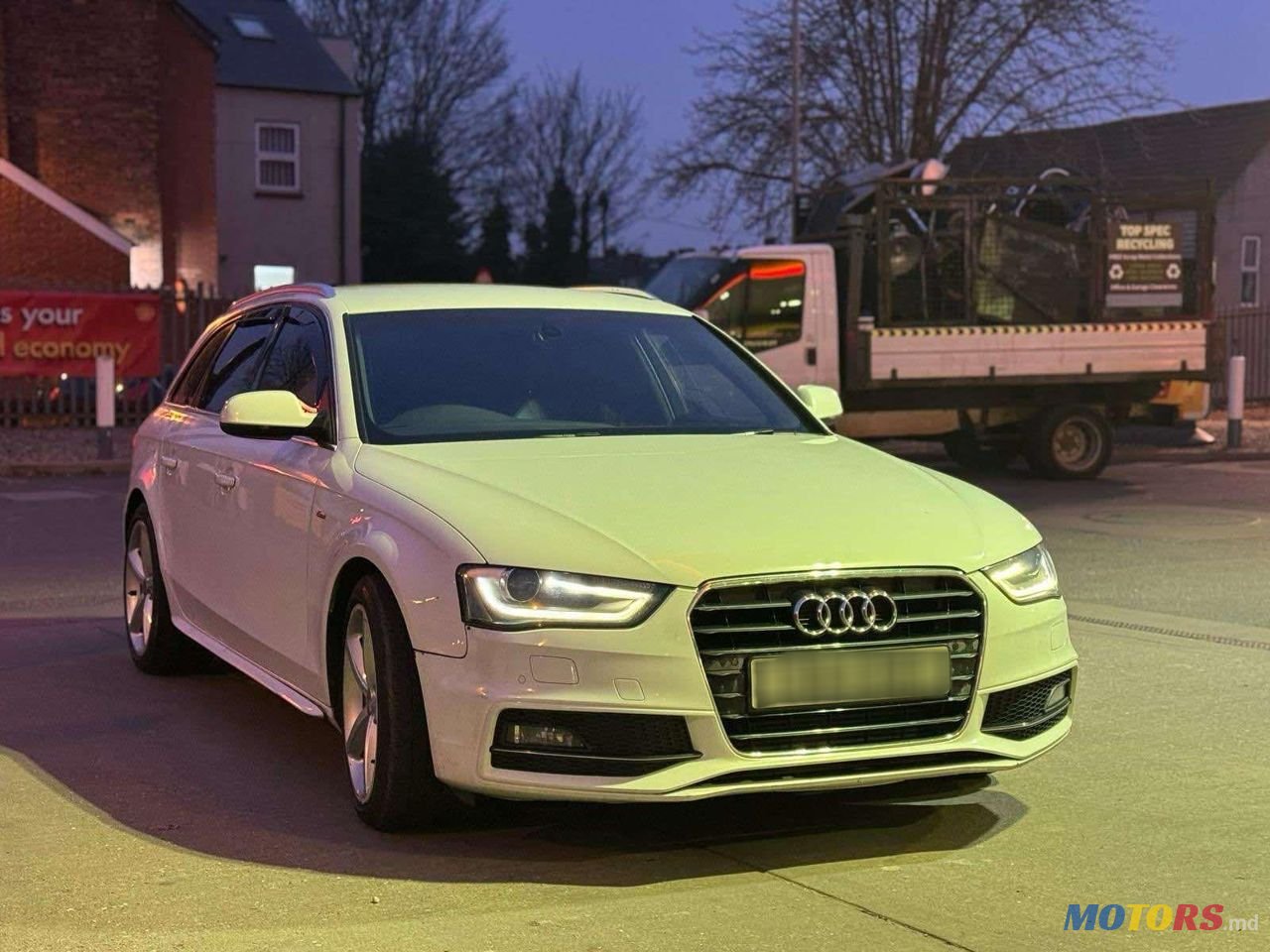 2013' Audi A4 photo #2