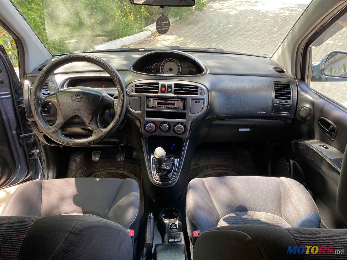 2004' Hyundai Matrix photo #6