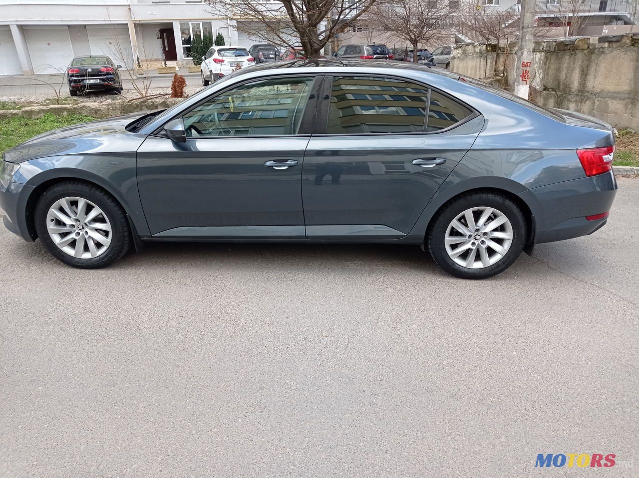 2015' Skoda Superb photo #3