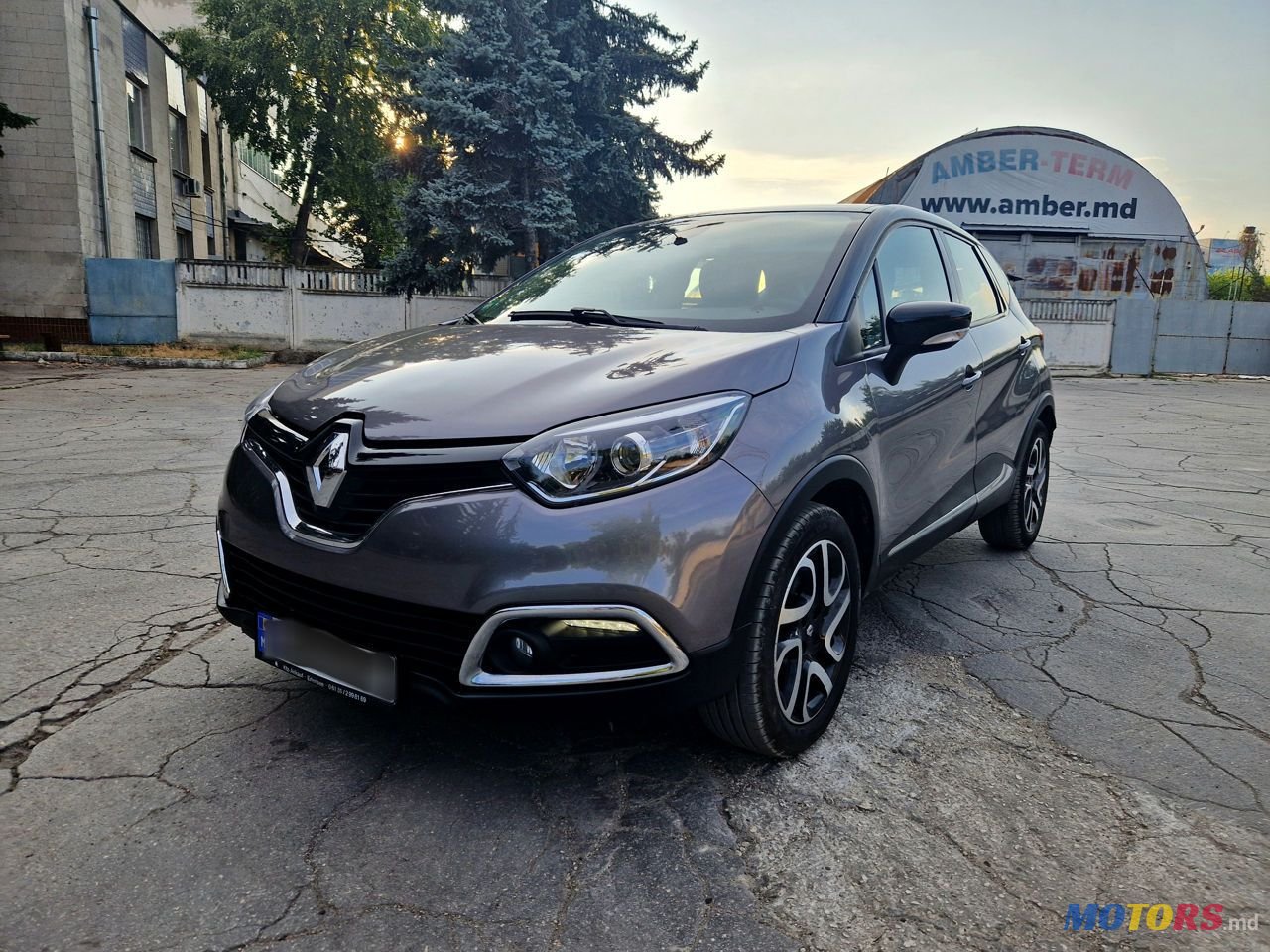 2016' Renault Captur photo #2