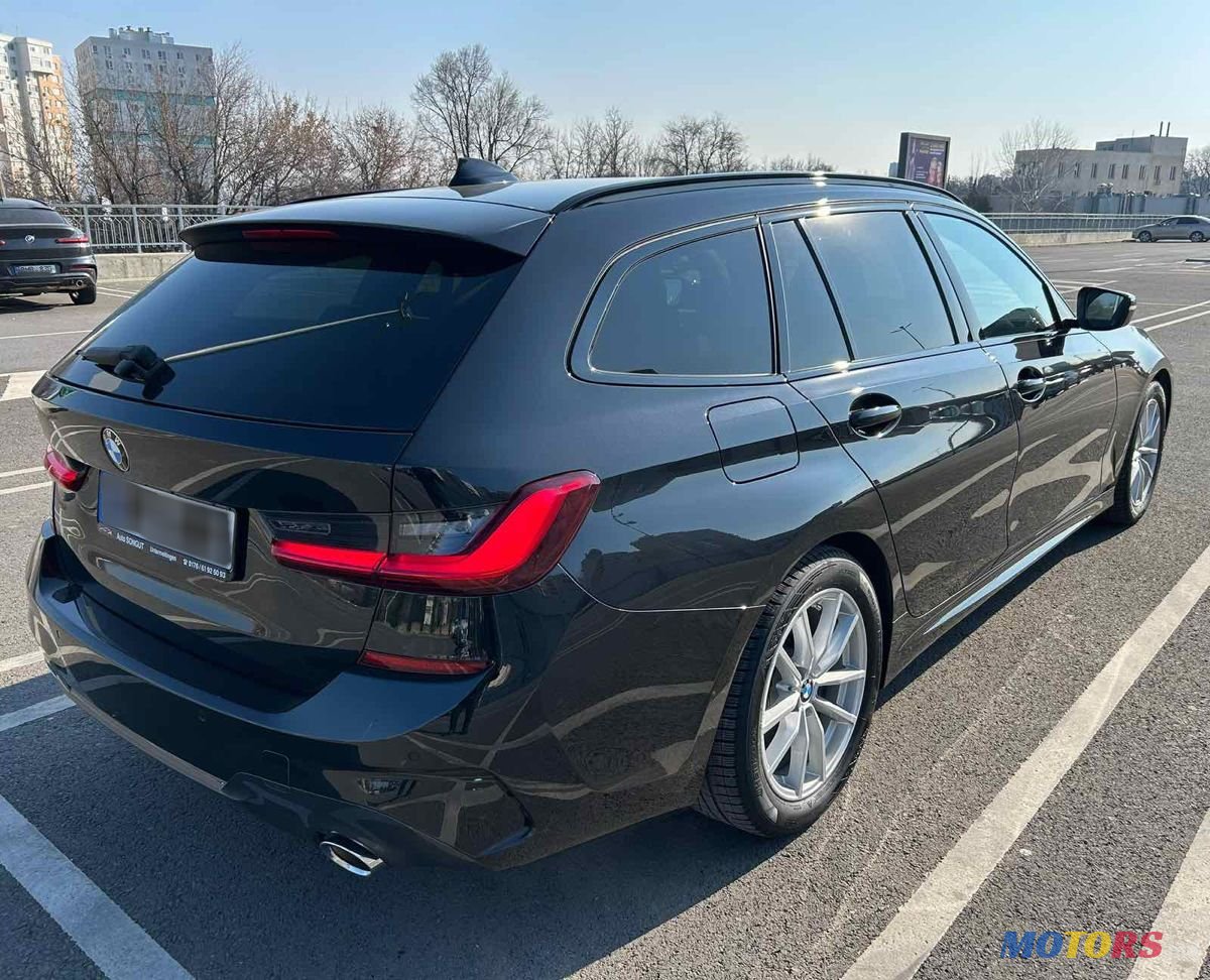 2019' BMW 3 Series photo #4