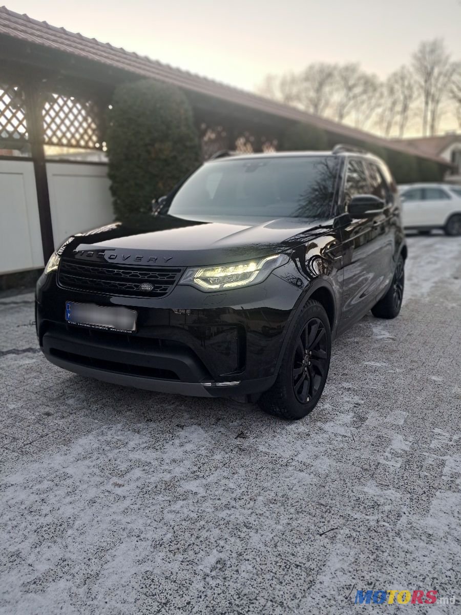 2017' Land Rover Discovery photo #4