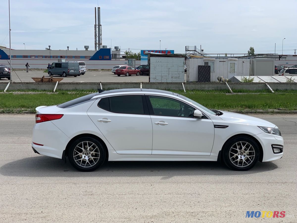 2012' Kia Optima photo #4