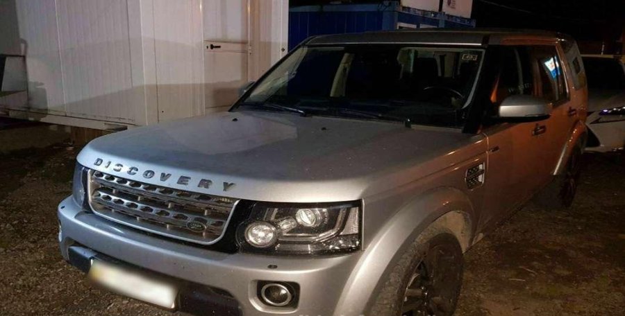 Un moldovean la volanul unei mașini de 35 de mii de euro, oprit la vamă. Ce au descoperit polițiștii de frontieră